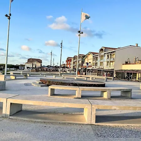 Les Vagues By Interhome Lejlighed