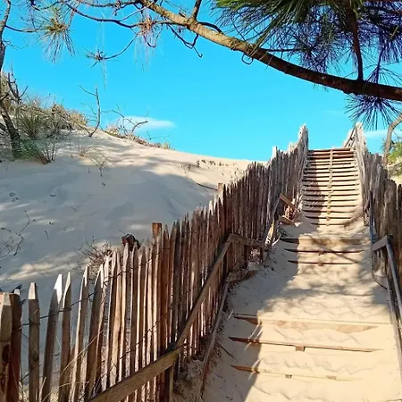 Les Vagues By Interhome דירה